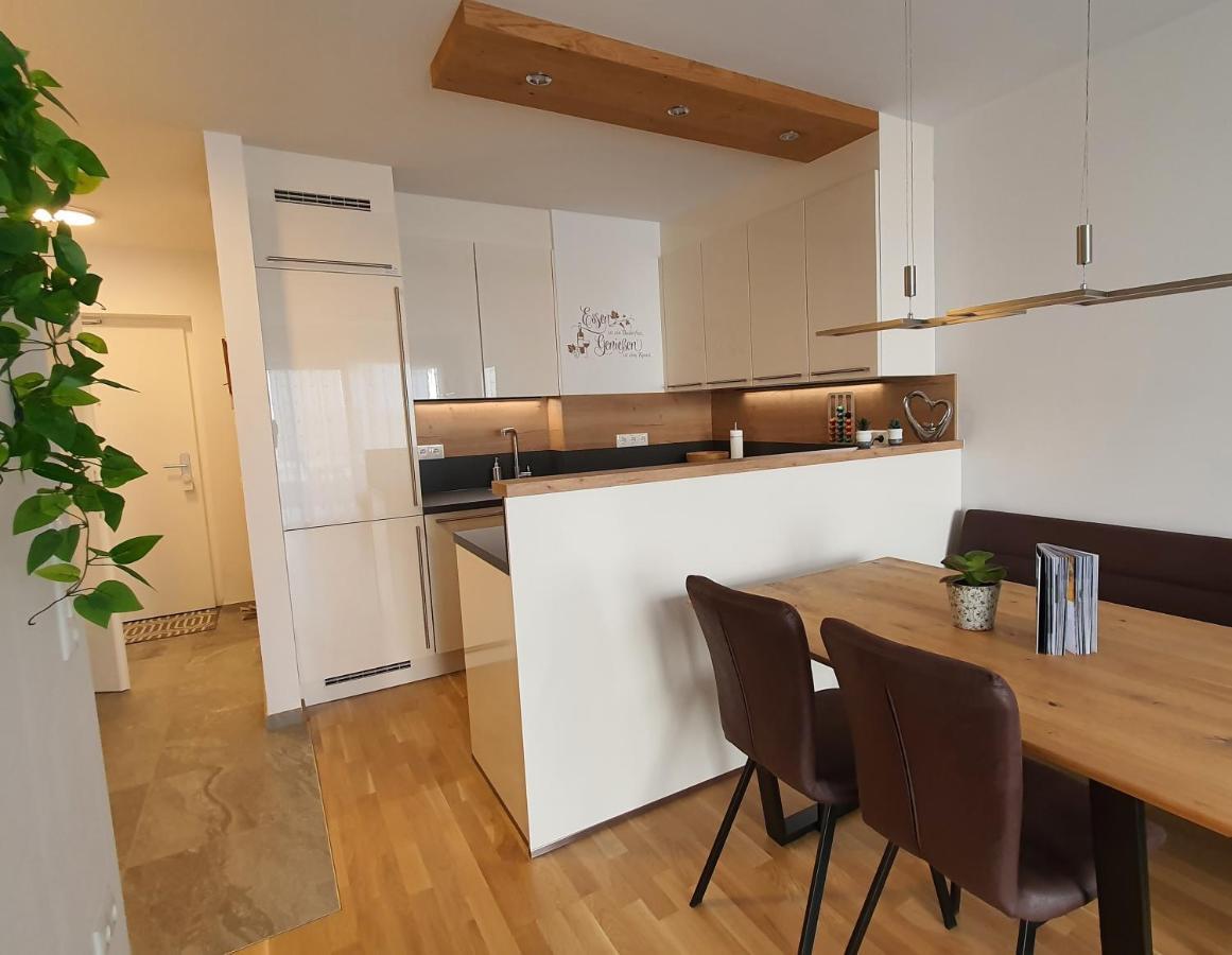 Luxurioeses Apartment Mit Garten & Terrasse In Der Naehe Vom See Im Schoenen Salzkammergut Gmunden Dış mekan fotoğraf
