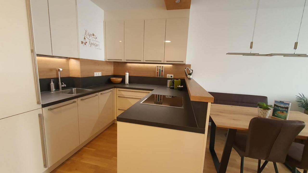Luxurioeses Apartment Mit Garten & Terrasse In Der Naehe Vom See Im Schoenen Salzkammergut Gmunden Dış mekan fotoğraf